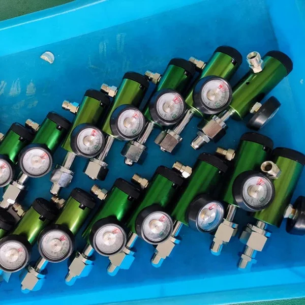 

Medical use 0-4L Click-style CGA540 oxygen regulator for cylinder