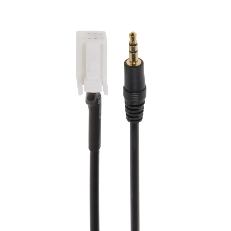 Car-AUX-Adapter-8-Pin-Plug-Audio-Cable-For-Suzuki-Swift-Vitra-Jimny (1)