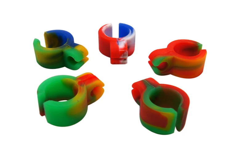 5pcs/Lot Silicone Cigarette Holder Ring Finger Hand Rack Cigarette Holder Ring Rack for Regular Smoking Accessories