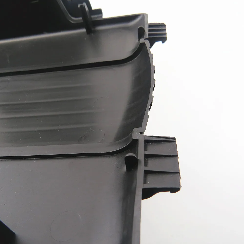 HTB192YAfljTBKNjSZFuq6z0HFXaB