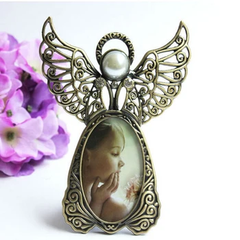 

2pcs 3inch Metal Photo Frame European Style Hollow Angel Wings Creative Gift Ornaments Home Living Room Bedroom Home Decor