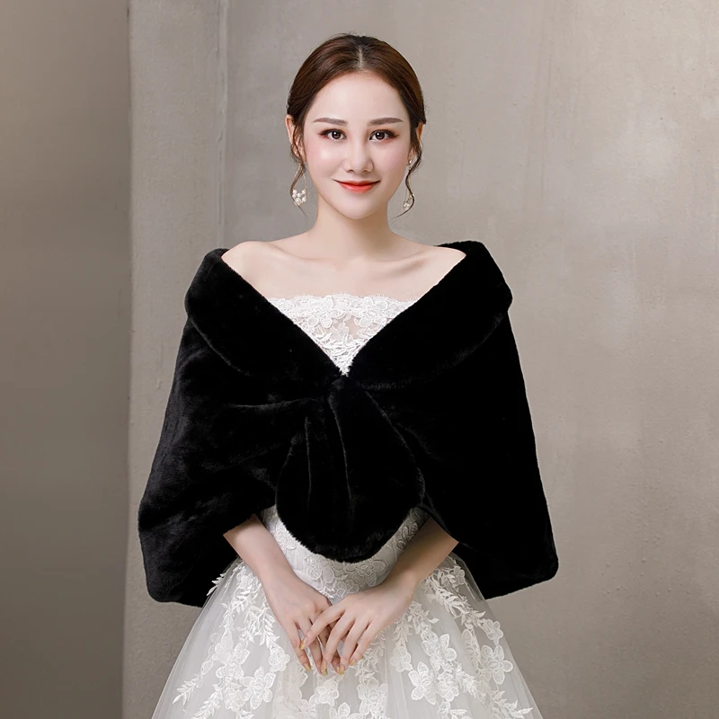 Elegant White Formal Party Evening Jackets Wraps Faux Fur Wedding Capes 2019 New Winter Women Bolero Wrap Winter Shawls In Stock