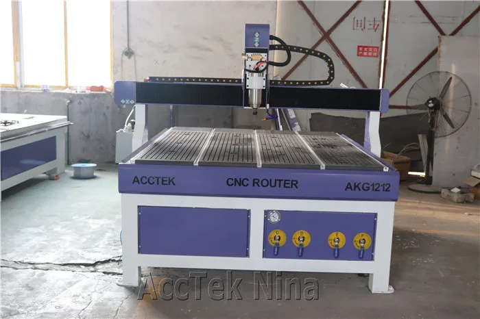 С фабрики мини pcb cnc бурильная фреза 4x4 футов недорогой ЧПУ-роутер машина сделано в Китае