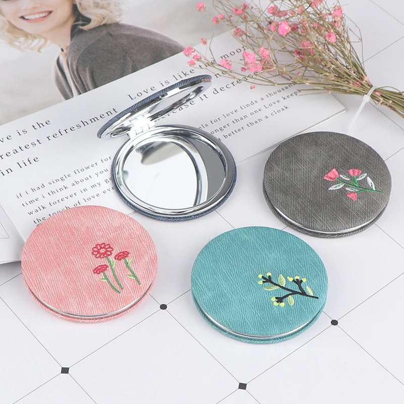2020 New Design Double-Sided Embroidery Folding Mirror Women Makeup Compact Pocket Round Mirrors Creative Gift