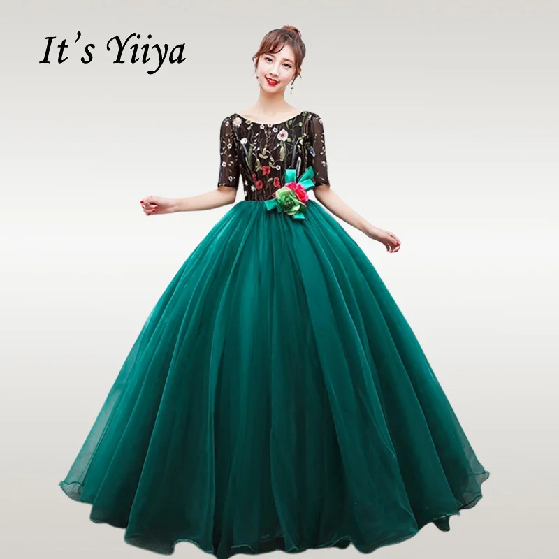 

It's YiiYa Wedding Dress Elegant Green Flowers Embroidery Wedding Dresses O-neck Half Sleeve Plus Size Robe De Mariee CH089