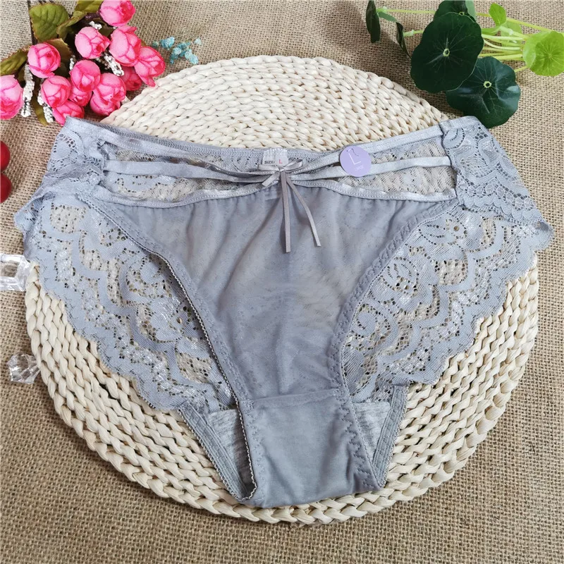 

Grey European and American style lace girl's panties hot thin sexy gauze hollowed-out hot triangle cotton crotch women's panties
