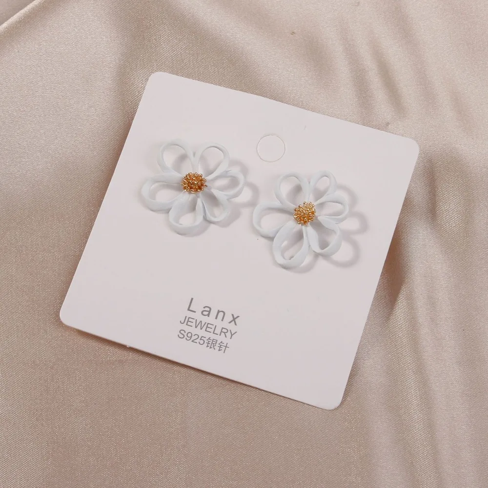 15283039099_1626211359