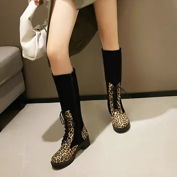 

2021Winter New Style Women Shoes Flat Heel Ladies Boots Autumn Leopard Print Black Ladies Shoes PU Leather Fashion Suede Zipper