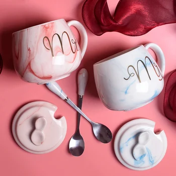 

Nordic Cute Coffee Mug Bulk Ceramic Lid Self Stirring Water Cup Large Office Women Mugs Pink Milk Cups Coffe Mug Cup Set AC50MU