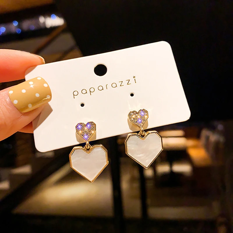 14602044371_1626211359