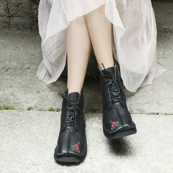 

Xiangban Square Head Womens Shoes Flat With Leather Martins Boots Lacing Casual Ankle Boots Vintage Embroidered Floral