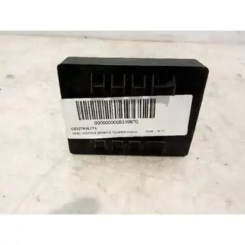 

13317368 532502100 switchboard Opel Insignia Sports Tourer Cosmo