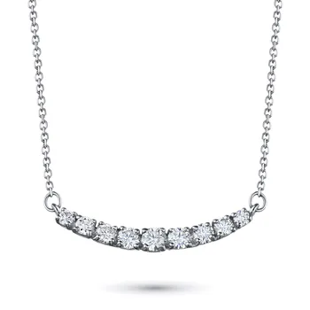 

Necklace made of white gold with diamonds