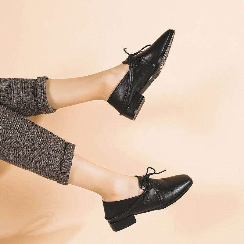 Женские Дизайнерские повседневные женские туфли на плоской подошве; обувь с квадратным носком на низком каблуке; Лоферы без застежки; A11-24Z