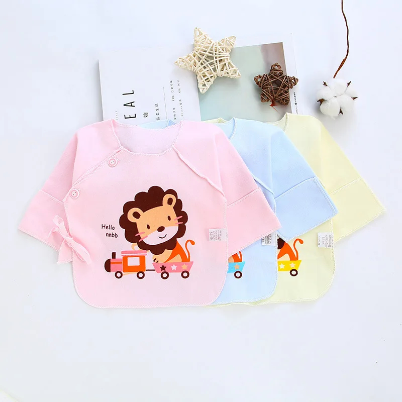 

Babies born in autumn and winter with cotton half-backed vest