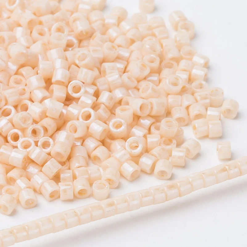 Taidian Miyuki Delica Seed бисера 11/0 для Broderie De Perles Francaises непрозрачные белые DB200 1,6x1,3 мм около 1000 штук