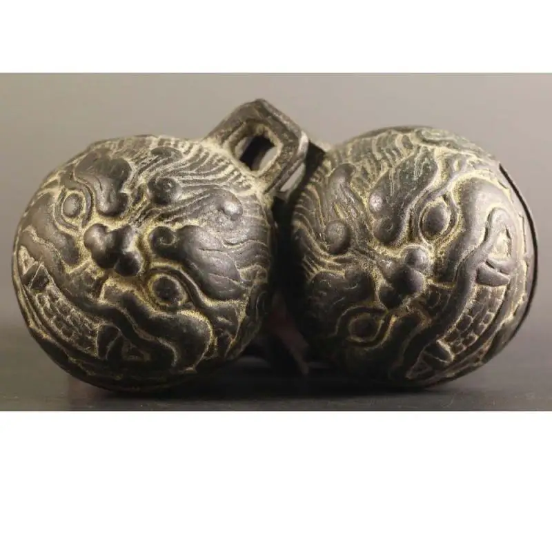 

A pair ancient China bronze bell old dragon head bronze bells