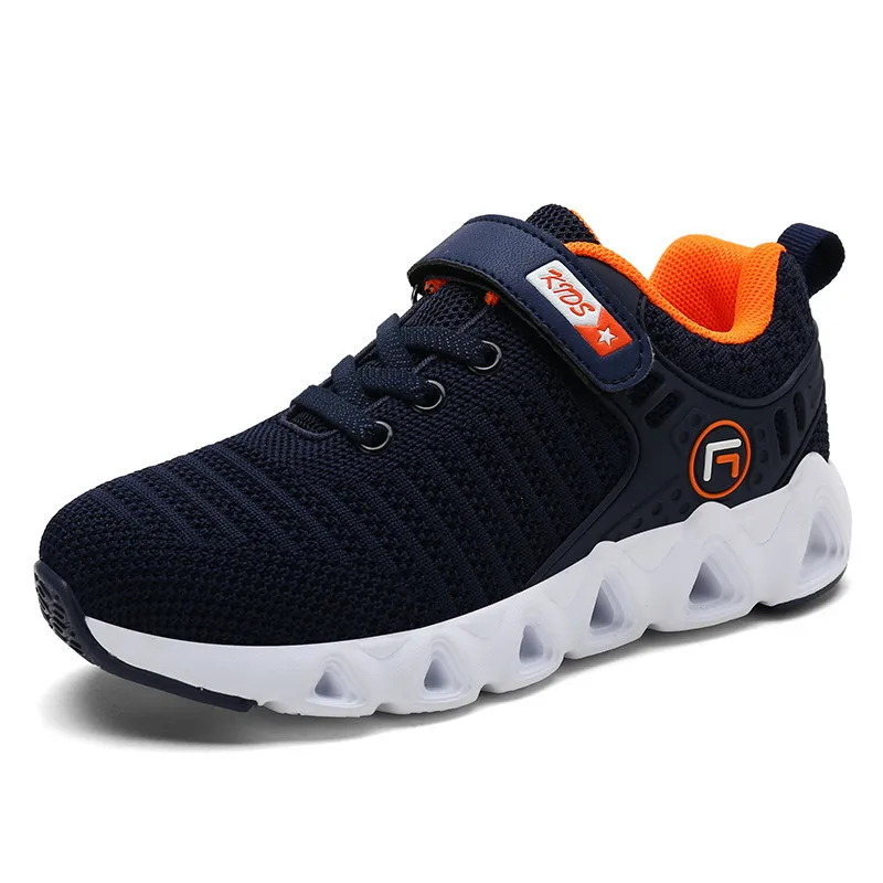 boys black running trainers