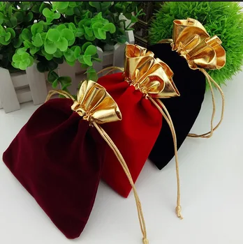 

10pcs 7*9cm Gold Velvet Bag Wedding Jewelry Gift Bag Festive Jewelry Bag Beam Package Box Bags Gift Decoration Supply
