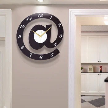 

Cartoon Creative Wall Clock Silent Minimalist Wooden Special Wall Clock Novelty Unique Relojes De Pared Home Supplies DE50ZB