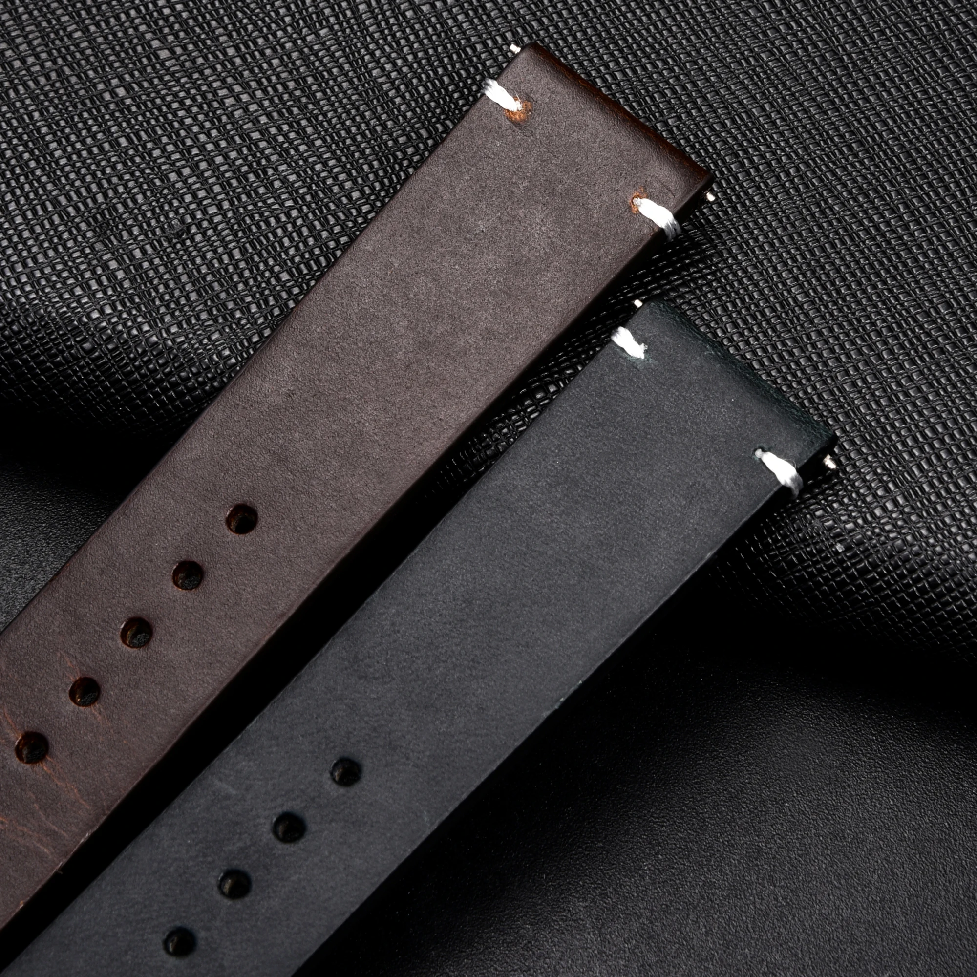 Vintage Genuine Leather Watch Strap - Premium Oil Wax Cowhide Discoloration Design, High-Quality Business Band