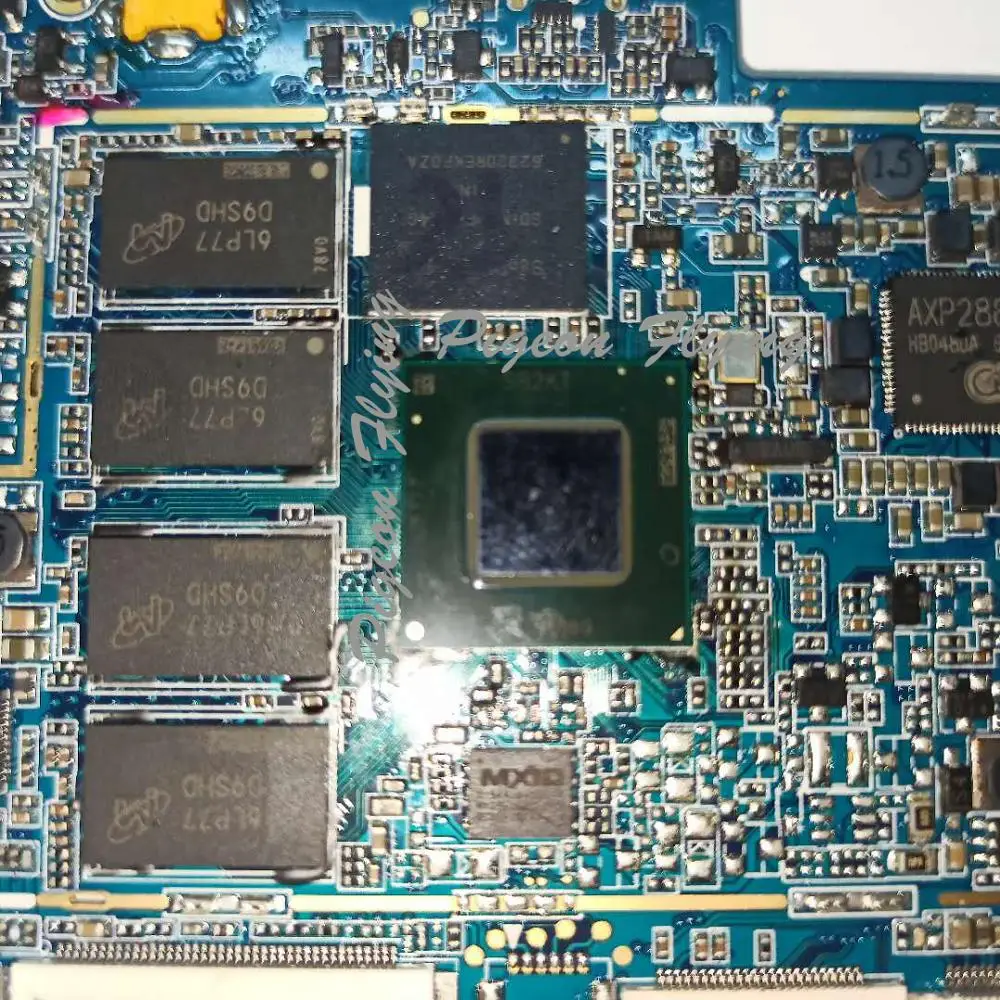 Giordano Women Tshirts Embroidery Ribbed Crewneck