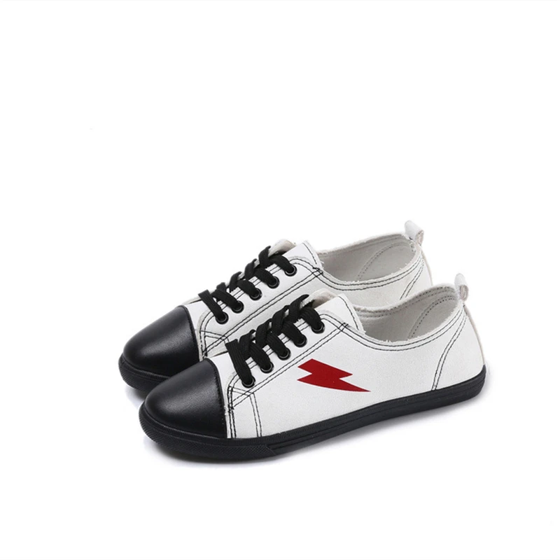 

2018 Fashion autumn new black bottom small white shoes female Korean version with flat casual Running Shoes Casual Sneakers