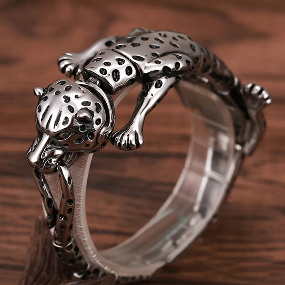 4246429935_1402633683