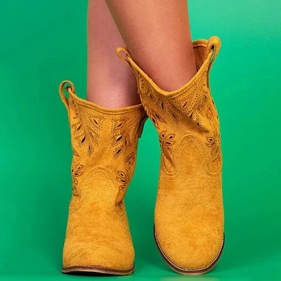 

Oeak Tassel Boots For Women Retro Fashion 2019 New Ladies British Style Boots Short Tube Frosted Tassel Botas Mujer New Fashion