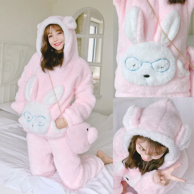 9452833997_1846590016