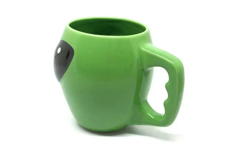 Green GFHGSD креативная кофейная кружка аниме Инопланетянин, зеленая керамическая кружка Инопланетянин, персональная забавная Подарочная чашка - Цвет: Green