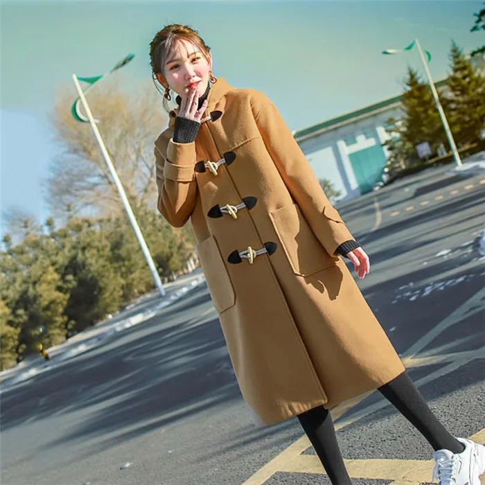 Женское шерстяное пальто средней длины с роговой пряжкой, зимняя куртка, новинка, с капюшоном, большой размер, одноцветная, Женская шерстяная Верхняя одежда JIU208