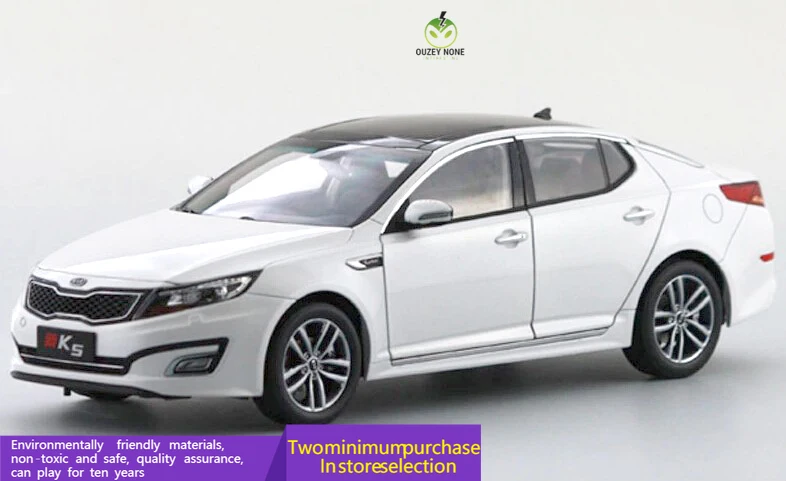 Модель литая под давлением для Kia K5 Optima 2010 белая миниатюрная игрушечная машинка