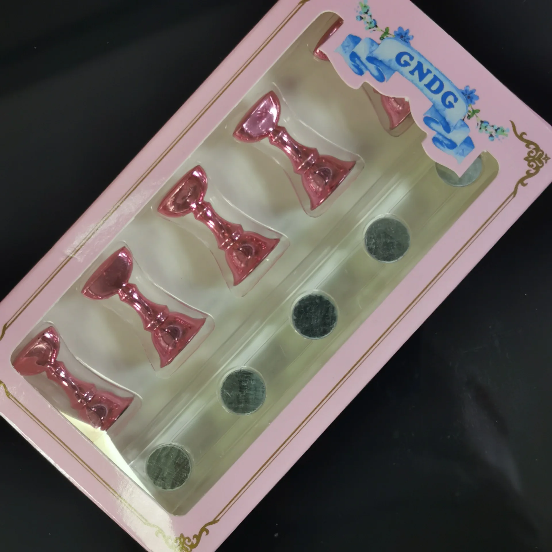 Multi-color 5Pcs Magnet Magnetic Nail Tip Display Work Stand Set 10.5X7X1.5cm 5Pcs Press On Nail Tool Nail Art Practice Holder