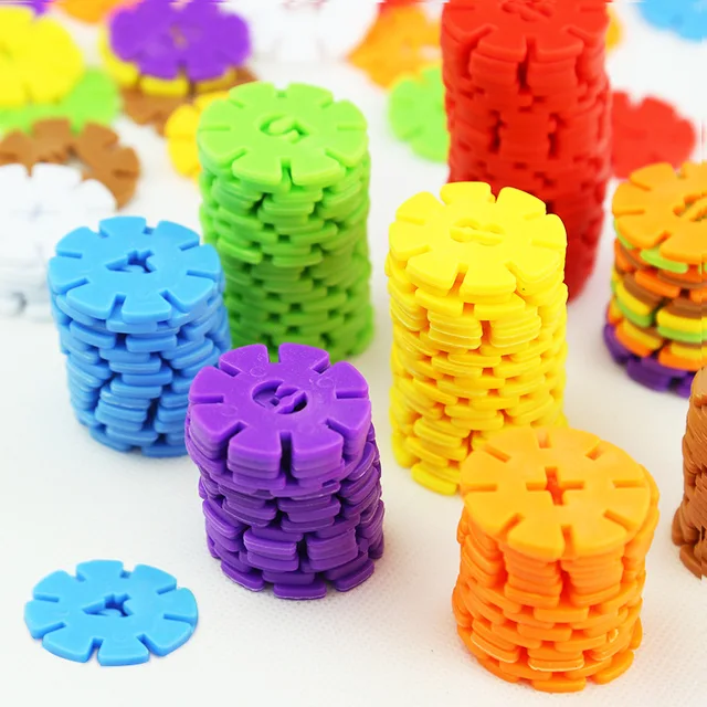 100pcs/lot Plastic Snowflake Building Blocks for Kids Construction Toys Children 3D Puzzle Kindergarten Baby Assembly Toy Game 2