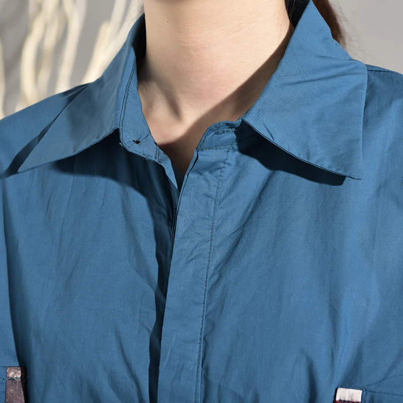 [EAM] новая весенне-осенняя Свободная рубашка с отворотом и рукавами фонариком синего цвета с рисунком большого размера Женская блузка модная JL7550