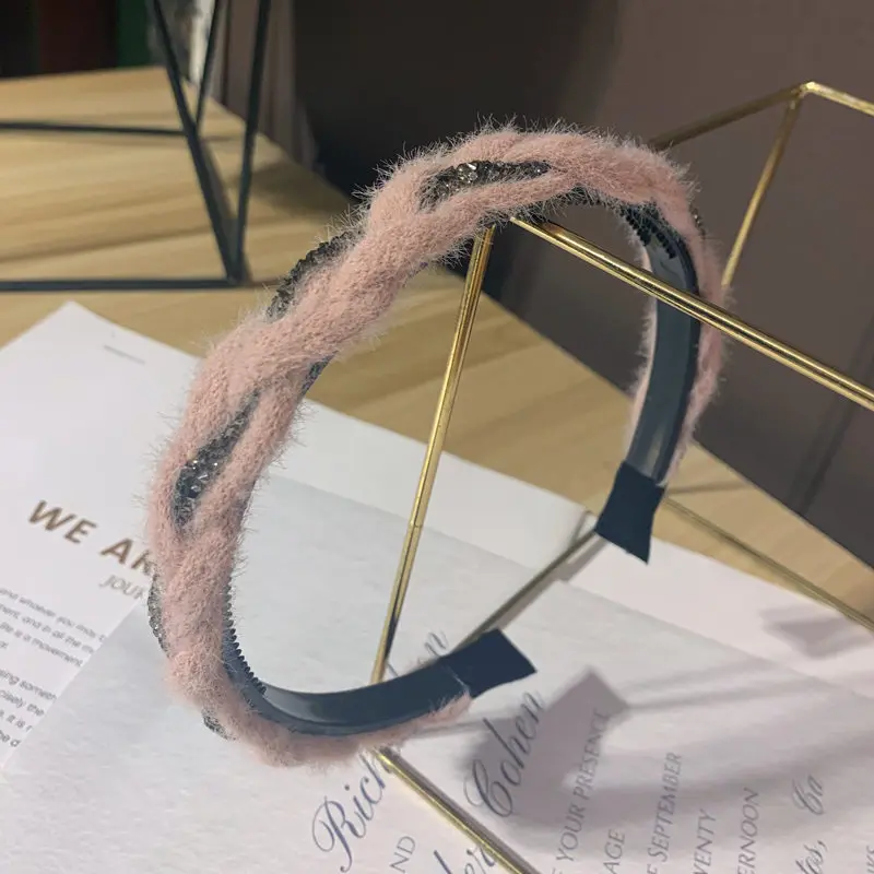 Модные женские повязки для волос из бисера, одноцветные повязки на голову для девушек, плюшевые женские аксессуары для волос в Корейском стиле
