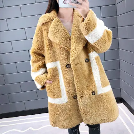 Granules Sheep Shearing Coat Female Winter Fashion new Long Color Matching Compound Fur One Imitation Wool Fur Coat Tide - Цвет: Camel