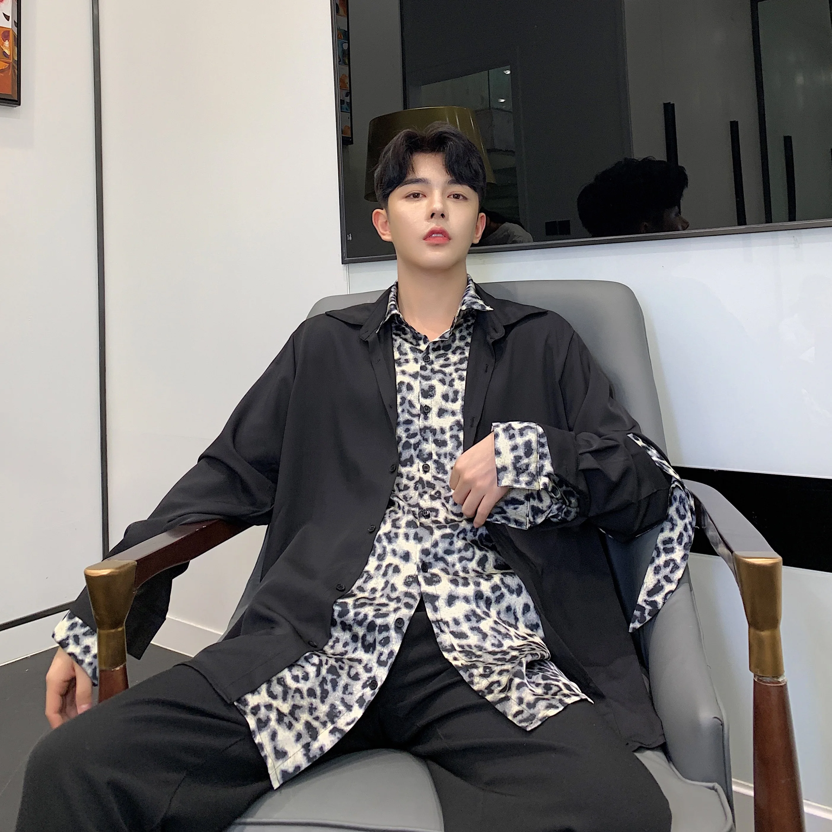 Men Long Sleeve Leopard Splice Loose Casual Shirt Cardigan Male Vintage Streetwear Hip Hop Shirt Outerwear