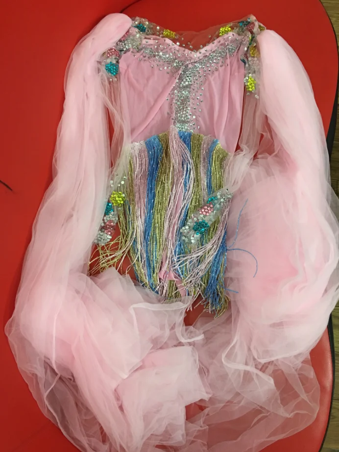 Розовый сетчатый стразы кисточкой боди с длинным рукавом сценический танец многоцветный бахрома костюм ночной клуб танец певица симпатичный гимнастический купальник