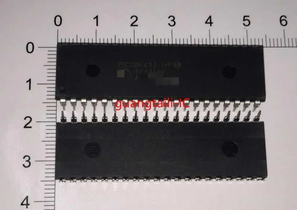5 шт. PIC18F452-I/P PIC18F452 DIP-40 8-битный микроконтроллер-MCU новая импортная оригинальная