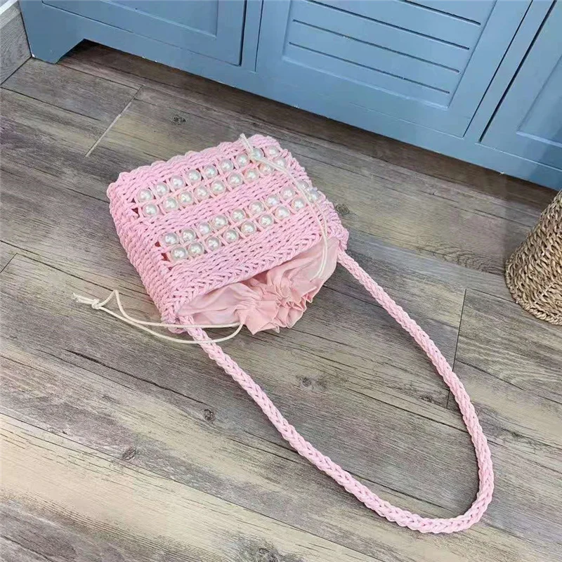 12864995309_1362774295