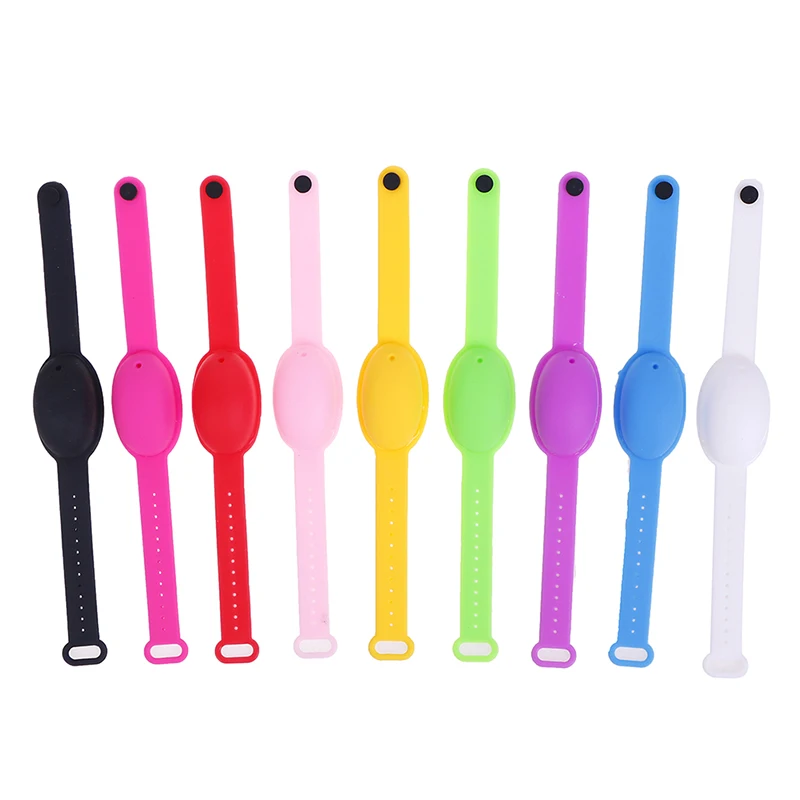 

Hand Sanitizer Silicone Bracelet Wristband Dispenser Outdoor Children's Portable Soap Dispenser Wearable Dispenser Hot