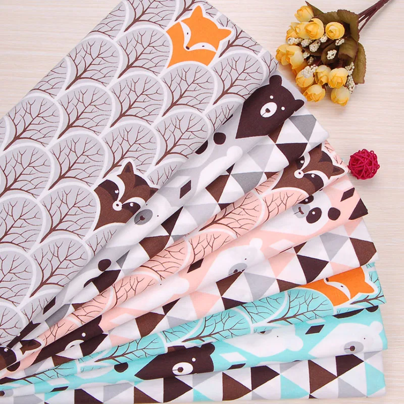 

DIY 3pcs/lots 50x40cm Pattern Cotton Twill Embroidered Table cloth Fabric Bundle Sewing Quilting Crafts for Handmade Cloth