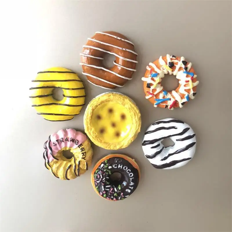 

Creative Simulation Dessert Donuts Magnets Fridge Sticker 3D Stereo Resin Magnetic Refrigerator Stickers Kitchen Wall Decoration