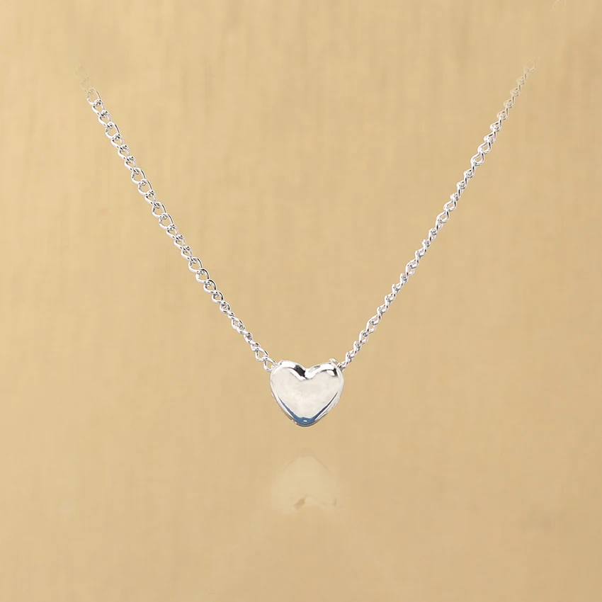 

New Heart Necklace for Women Chain Love Heart Shape Pendant Clavicle Chain Necklace Gift Women Jewelry Choker 1PC