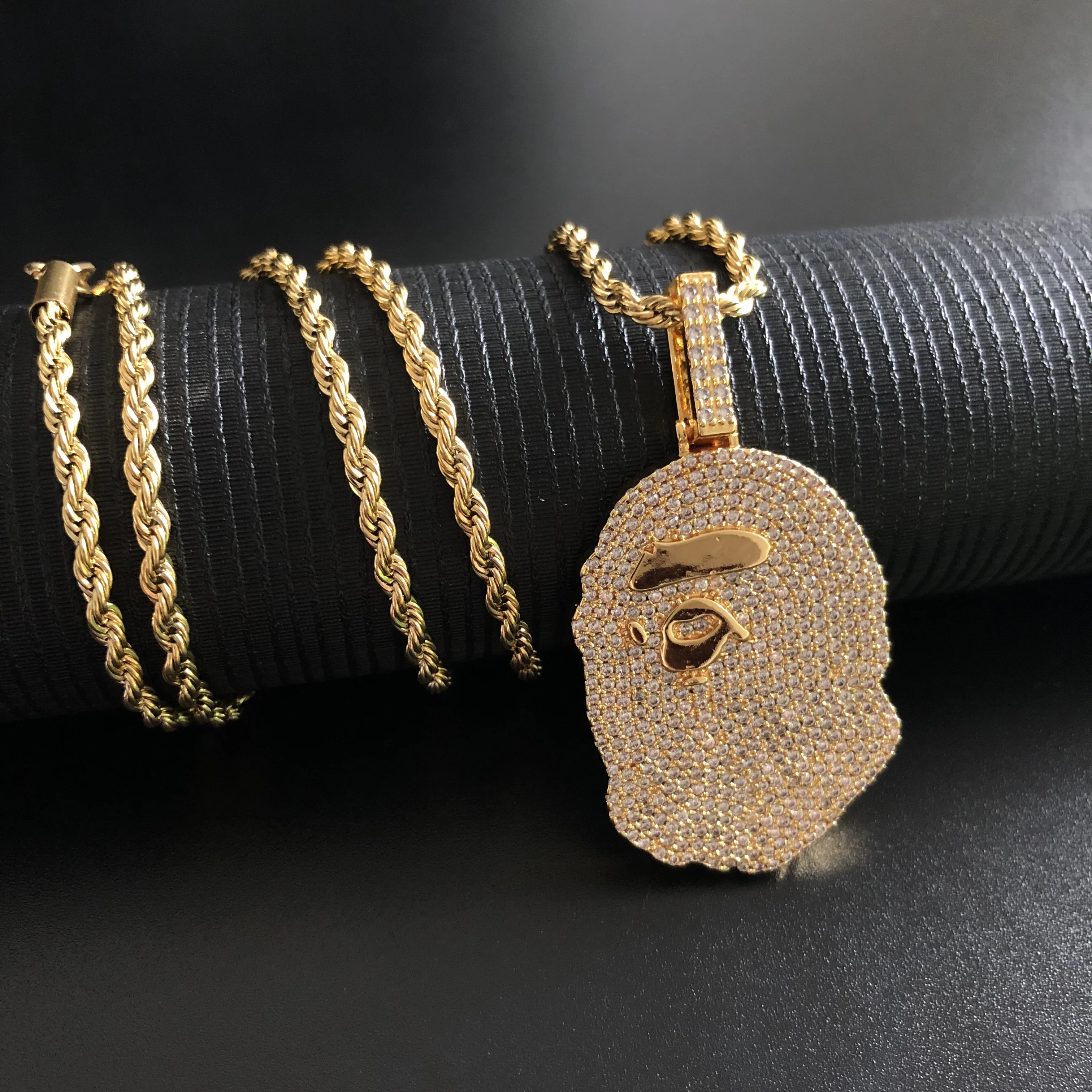 

Gold Iced Cartoon pendant high quality chain wholesale jewelry