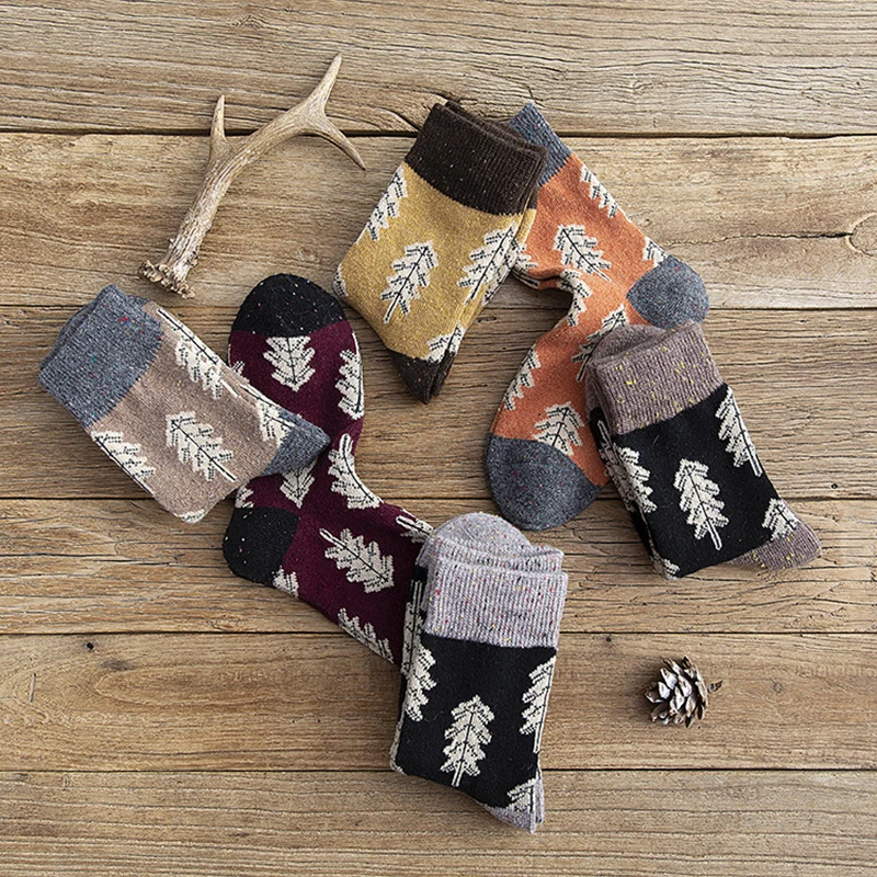 

1PC Women Happy Socks Autumn And Winter Thickened Christmas Tree Wool Socks Cartoon Japanese Cute Sweet Girl Ankle Socks
