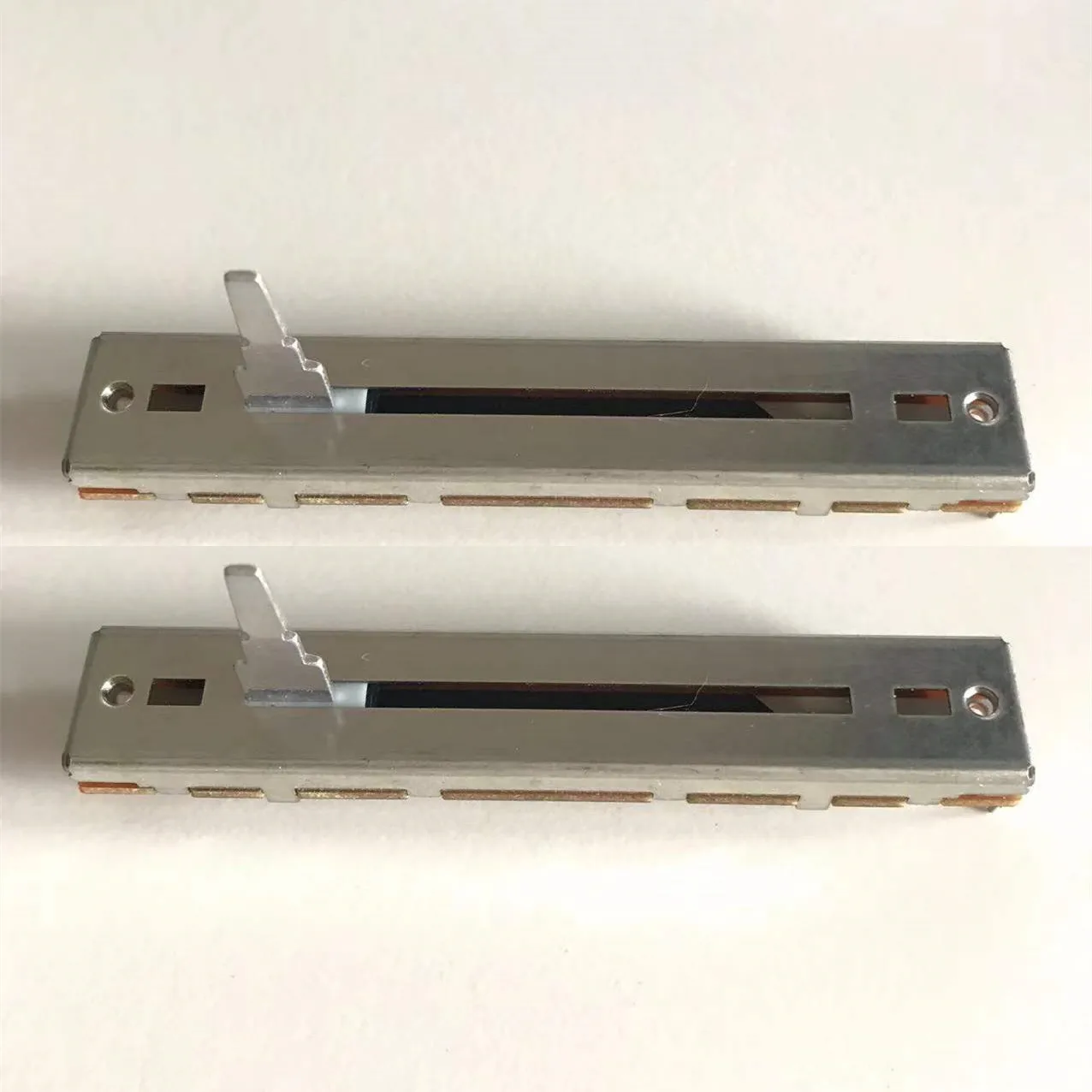 2pcs Replacement Cross Fader CrossFader DCV1023 for Pioneer DJ Controller XDJ-RX DDJ-S1 DDJ-T1