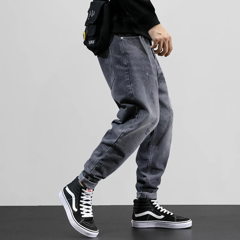 Korean Style Fashion Men Jeans Loose Fit Embroidery Designer Harem Jeans Streetwear Hip Hop Jeans Men 4